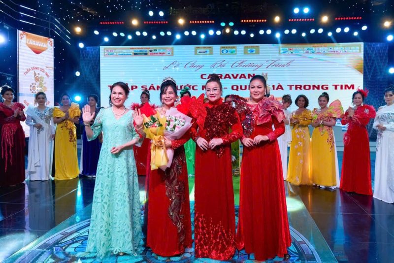 Đại sứ Nhân Ái Nguyễn Thị Kim Oanh - Lan tỏa yêu thương bằng cả trái tim 3 image 7