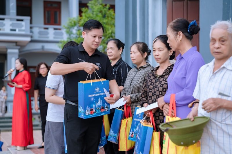 Hành trình sẻ chia của Faw Trucks Việt Nam trong chương trình thiện nguyện tại Thái Nguyên 3 image 19