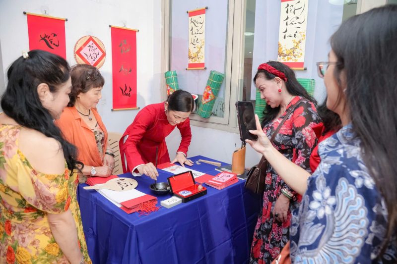 Thư pháp – Nghệ thuật của khí chất và tâm hồn 4 z7478706297948 2a56cf69191cb6f2bfd4180fe9ea3b8d